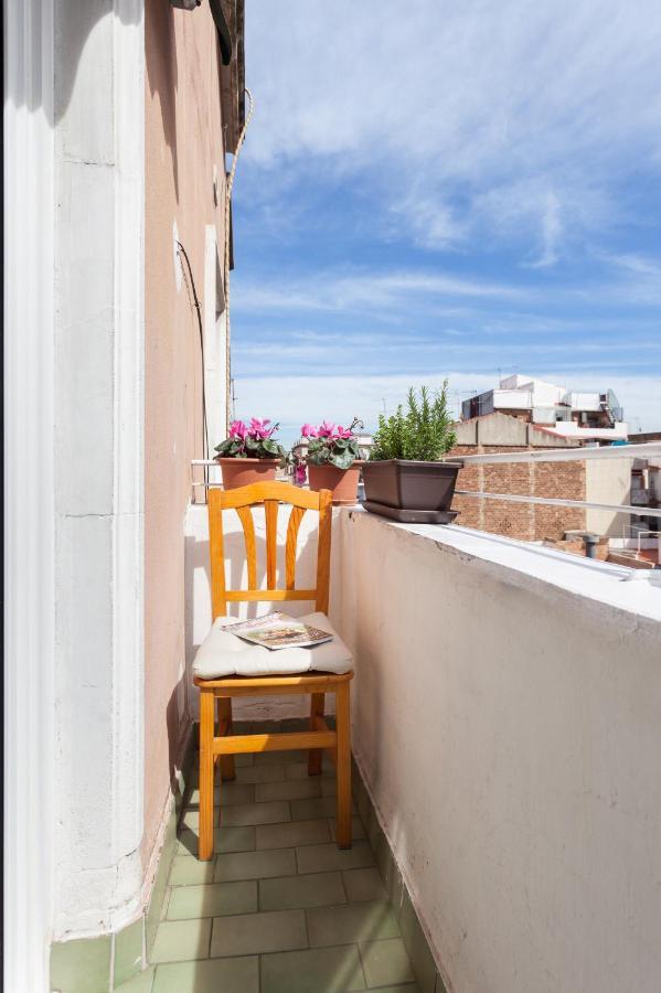 Ferienwohnung Apartamento Con Encanto, Luminoso Y Tranquilo L’Hospitalet de Llobregat Exterior foto