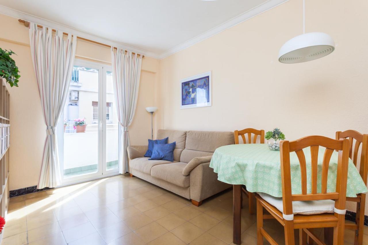Ferienwohnung Apartamento Con Encanto, Luminoso Y Tranquilo L’Hospitalet de Llobregat Exterior foto